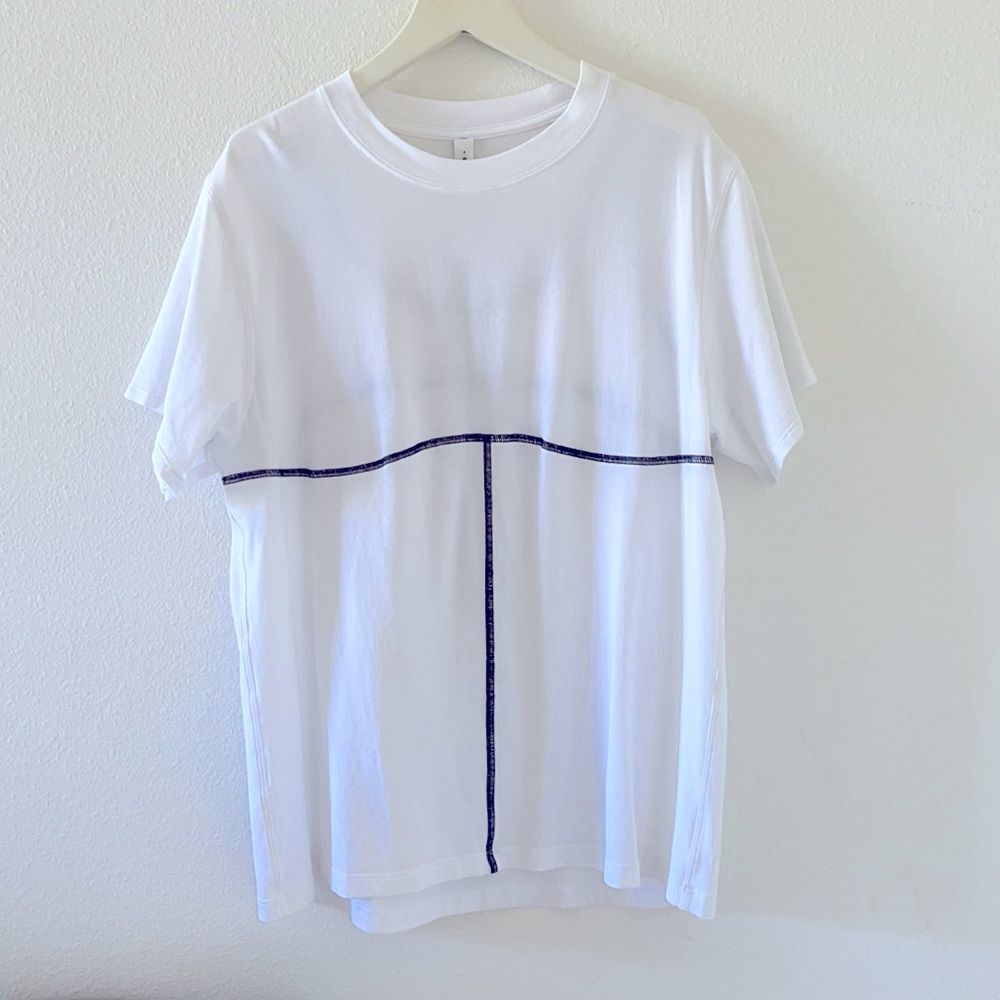 Lululemon oversized stitching detail tee